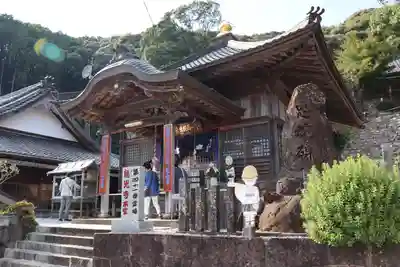 龍光寺の本殿・本堂