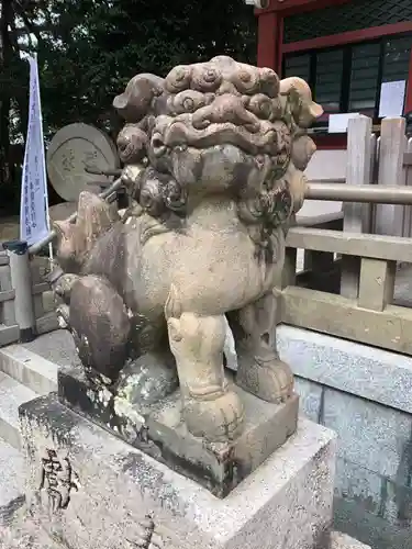 越木岩神社の狛犬