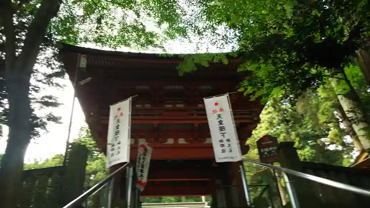 木幡神社の山門・神門