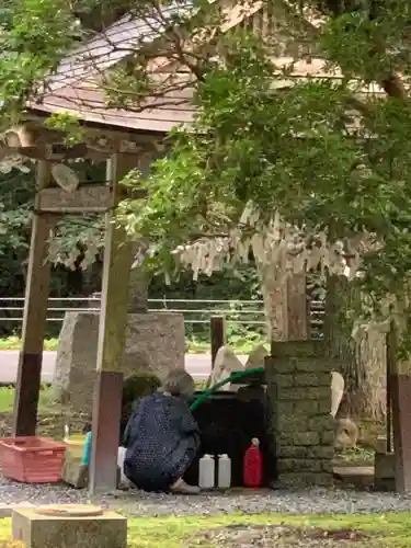 羽山神社の手水