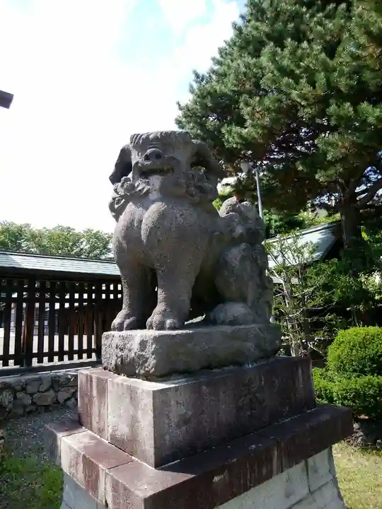 札幌護國神社の狛犬