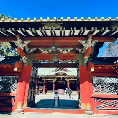 根津神社の山門・神門