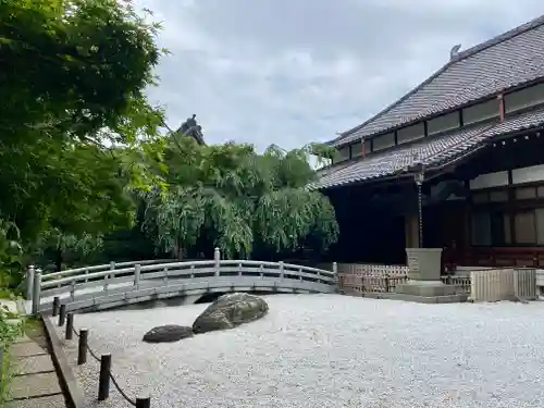 玉蔵院の庭園