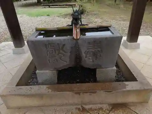 女化神社の手水舎