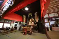 龍雲寺の本殿