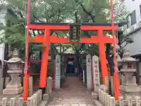 西出鎮守稲荷神社の{uncategorized: "未分類", other: "その他", undefined: "問題あり", building: "その他建物", grave: "お墓", sacred_gate: "鳥居", guardian: "狛犬", statue: "像", buddha: "仏像", history: "歴史", nature: "自然", garden: "庭園", animal: "動物", pagoda: "塔", temizu: "手水舎", mountain_gate: "山門・神門", sanctuary: "本殿・本堂", subordinate: "末社・摂社", art: "芸術", scenery: "景色", jizo: "地蔵", ema: "絵馬", goshuin: "御朱印", omikuji: "おみくじ", items: "授与品その他", amulet: "お守り", goshuincho: "御朱印帳", eats: "食事", festival: "お祭り", votive_dance: "神楽", shichigosan: "七五三参", wedding: "結婚式", experience: "体験その他", initially: "初詣", around: "周辺", anti_infection: "感染症対策"}