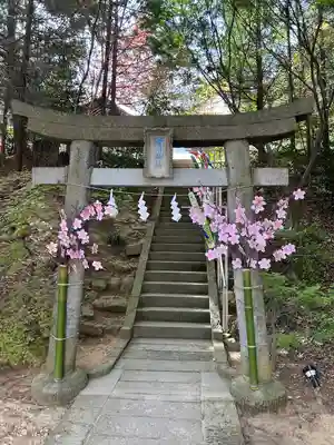 滑川神社 - 仕事と子どもの守り神(福島県)