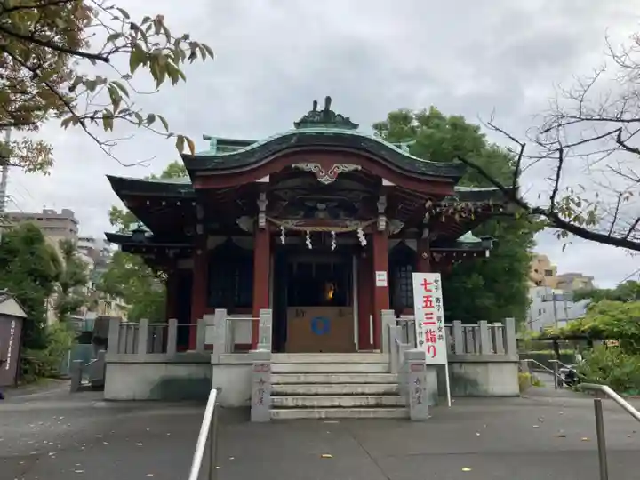 木場 洲﨑神社の本殿・本堂
