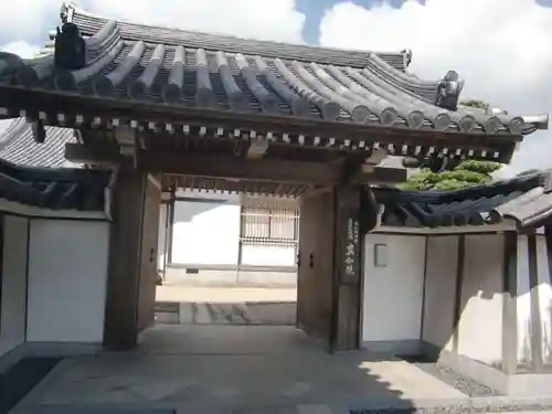 真如院（常楽寺塔頭）の山門