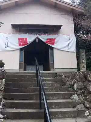 岩屋観音の本殿・本堂