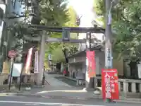 銀杏岡八幡神社の鳥居
