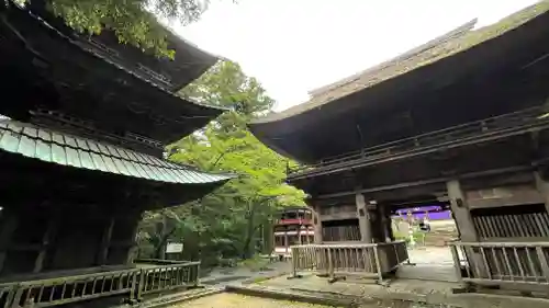 西明寺の山門・神門