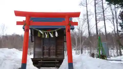 仁木神社の末社・摂社