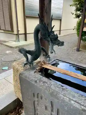 大棚・中川杉山神社(神奈川県)