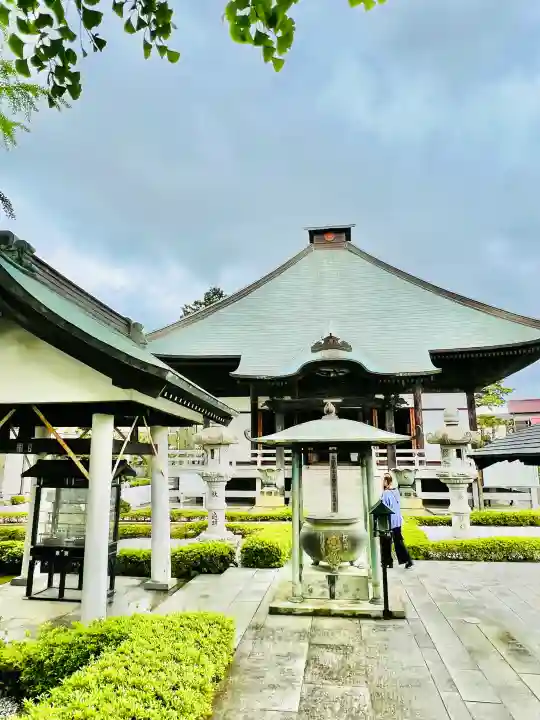 星谷寺の{uncategorized: "未分類", other: "その他", undefined: "問題あり", building: "その他建物", grave: "お墓", sacred_gate: "鳥居", guardian: "狛犬", statue: "像", buddha: "仏像", history: "歴史", nature: "自然", garden: "庭園", animal: "動物", pagoda: "塔", temizu: "手水舎", mountain_gate: "山門・神門", sanctuary: "本殿・本堂", subordinate: "末社・摂社", art: "芸術", scenery: "景色", jizo: "地蔵", ema: "絵馬", goshuin: "御朱印", omikuji: "おみくじ", items: "授与品その他", amulet: "お守り", goshuincho: "御朱印帳", eats: "食事", festival: "お祭り", votive_dance: "神楽", shichigosan: "七五三参", wedding: "結婚式", experience: "体験その他", initially: "初詣", around: "周辺", anti_infection: "感染症対策"}