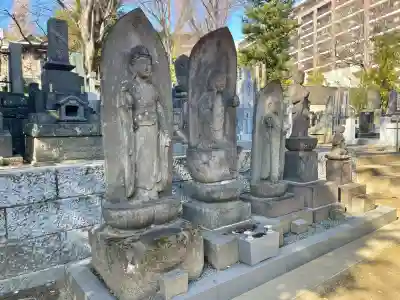 大泉寺の{uncategorized: "未分類", other: "その他", undefined: "問題あり", building: "その他建物", grave: "お墓", sacred_gate: "鳥居", guardian: "狛犬", statue: "像", buddha: "仏像", history: "歴史", nature: "自然", garden: "庭園", animal: "動物", pagoda: "塔", temizu: "手水舎", mountain_gate: "山門・神門", sanctuary: "本殿・本堂", subordinate: "末社・摂社", art: "芸術", scenery: "景色", jizo: "地蔵", ema: "絵馬", goshuin: "御朱印", omikuji: "おみくじ", items: "授与品その他", amulet: "お守り", goshuincho: "御朱印帳", eats: "食事", festival: "お祭り", votive_dance: "神楽", shichigosan: "七五三参", wedding: "結婚式", experience: "体験その他", initially: "初詣", around: "周辺", anti_infection: "感染症対策"}