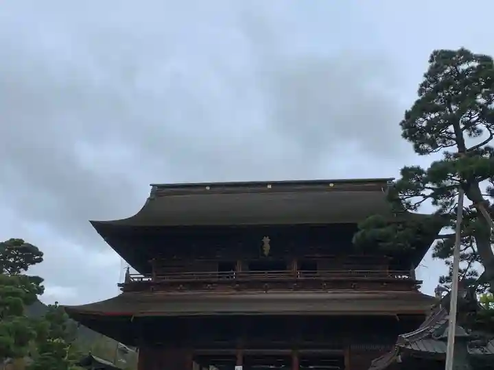 善光寺の山門・神門