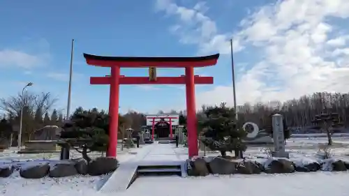 千代ヶ岡神社の鳥居