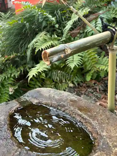 冠稲荷神社の{uncategorized: "未分類", other: "その他", undefined: "問題あり", building: "その他建物", grave: "お墓", sacred_gate: "鳥居", guardian: "狛犬", statue: "像", buddha: "仏像", history: "歴史", nature: "自然", garden: "庭園", animal: "動物", pagoda: "塔", temizu: "手水舎", mountain_gate: "山門・神門", sanctuary: "本殿・本堂", subordinate: "末社・摂社", art: "芸術", scenery: "景色", jizo: "地蔵", ema: "絵馬", goshuin: "御朱印", omikuji: "おみくじ", items: "授与品その他", amulet: "お守り", goshuincho: "御朱印帳", eats: "食事", festival: "お祭り", votive_dance: "神楽", shichigosan: "七五三参", wedding: "結婚式", experience: "体験その他", initially: "初詣", around: "周辺", anti_infection: "感染症対策"}