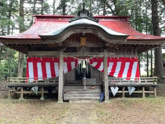 八幡神社の本殿