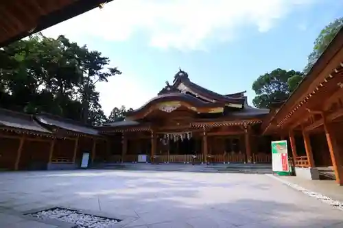 亀ケ池八幡宮の本殿