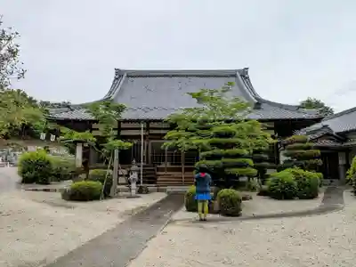 宝珠寺の本殿・本堂