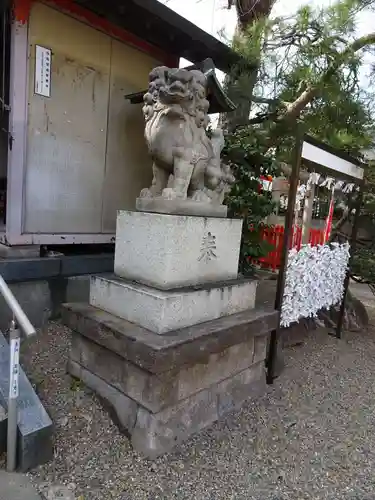 小岩神社の狛犬