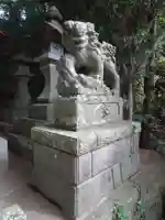 素鵞熊野神社の狛犬