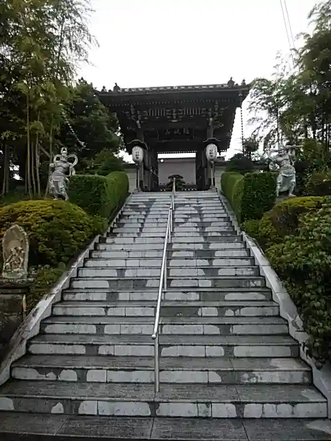 日輪寺の山門・神門