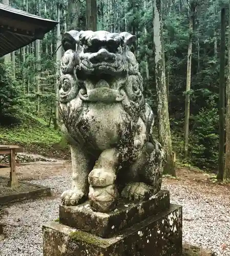 賀蘇山神社の狛犬