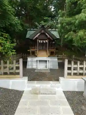 千歳神社の末社・摂社
