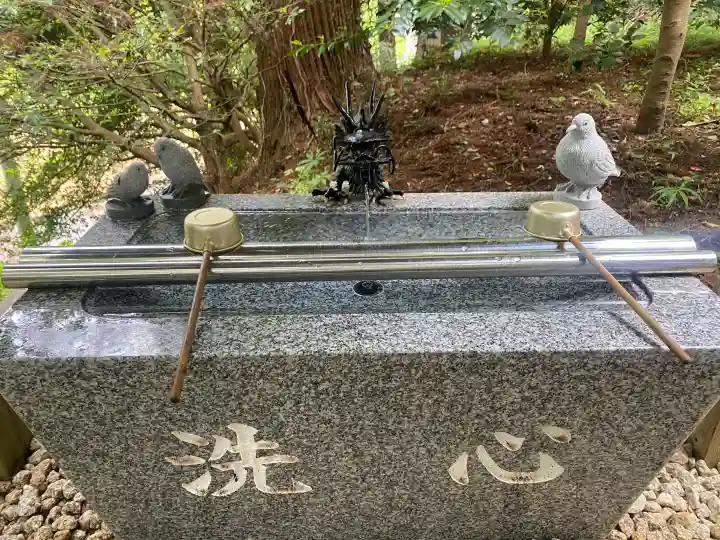 八幡神社の{uncategorized: "未分類", other: "その他", undefined: "問題あり", building: "その他建物", grave: "お墓", sacred_gate: "鳥居", guardian: "狛犬", statue: "像", buddha: "仏像", history: "歴史", nature: "自然", garden: "庭園", animal: "動物", pagoda: "塔", temizu: "手水舎", mountain_gate: "山門・神門", sanctuary: "本殿・本堂", subordinate: "末社・摂社", art: "芸術", scenery: "景色", jizo: "地蔵", ema: "絵馬", goshuin: "御朱印", omikuji: "おみくじ", items: "授与品その他", amulet: "お守り", goshuincho: "御朱印帳", eats: "食事", festival: "お祭り", votive_dance: "神楽", shichigosan: "七五三参", wedding: "結婚式", experience: "体験その他", initially: "初詣", around: "周辺", anti_infection: "感染症対策"}