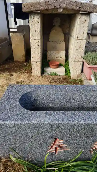 庚申塚(庚申塔)の仏像