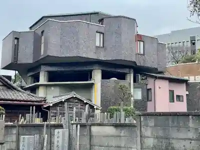 東淵寺の{uncategorized: "未分類", other: "その他", undefined: "問題あり", building: "その他建物", grave: "お墓", sacred_gate: "鳥居", guardian: "狛犬", statue: "像", buddha: "仏像", history: "歴史", nature: "自然", garden: "庭園", animal: "動物", pagoda: "塔", temizu: "手水舎", mountain_gate: "山門・神門", sanctuary: "本殿・本堂", subordinate: "末社・摂社", art: "芸術", scenery: "景色", jizo: "地蔵", ema: "絵馬", goshuin: "御朱印", omikuji: "おみくじ", items: "授与品その他", amulet: "お守り", goshuincho: "御朱印帳", eats: "食事", festival: "お祭り", votive_dance: "神楽", shichigosan: "七五三参", wedding: "結婚式", experience: "体験その他", initially: "初詣", around: "周辺", anti_infection: "感染症対策"}