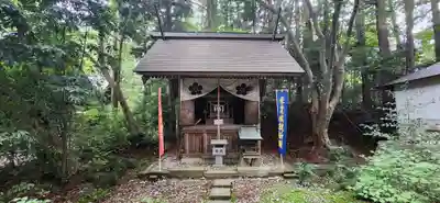 神明社の末社・摂社