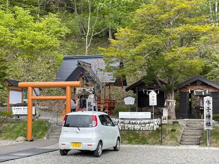 浦幌神社・乳神神社の末社・摂社