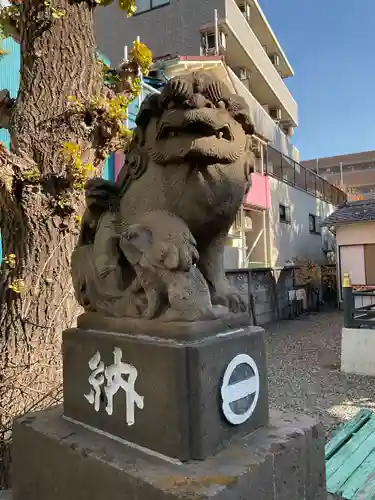 十寄神社の狛犬