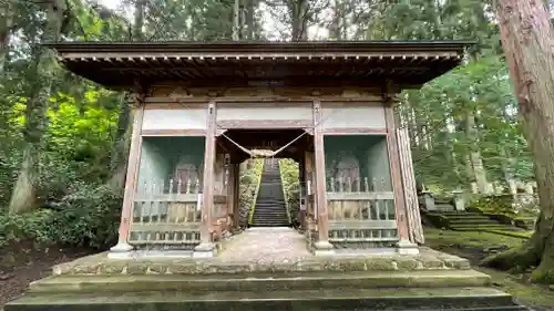 庭月山 月蔵院（庭月観音）の山門