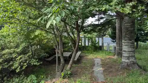 神山教会の庭園