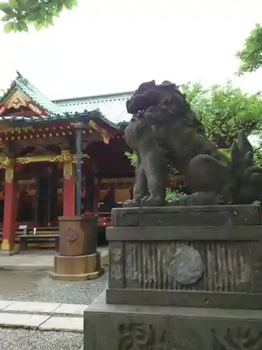 根津神社の狛犬