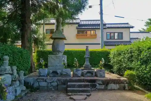 覚範寺のお墓