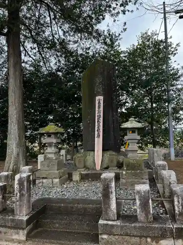 素鵞神社の{uncategorized: "未分類", other: "その他", undefined: "問題あり", building: "その他建物", grave: "お墓", sacred_gate: "鳥居", guardian: "狛犬", statue: "像", buddha: "仏像", history: "歴史", nature: "自然", garden: "庭園", animal: "動物", pagoda: "塔", temizu: "手水舎", mountain_gate: "山門・神門", sanctuary: "本殿・本堂", subordinate: "末社・摂社", art: "芸術", scenery: "景色", jizo: "地蔵", ema: "絵馬", goshuin: "御朱印", omikuji: "おみくじ", items: "授与品その他", amulet: "お守り", goshuincho: "御朱印帳", eats: "食事", festival: "お祭り", votive_dance: "神楽", shichigosan: "七五三参", wedding: "結婚式", experience: "体験その他", initially: "初詣", around: "周辺", anti_infection: "感染症対策"}