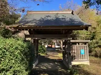 泉福寺の山門
