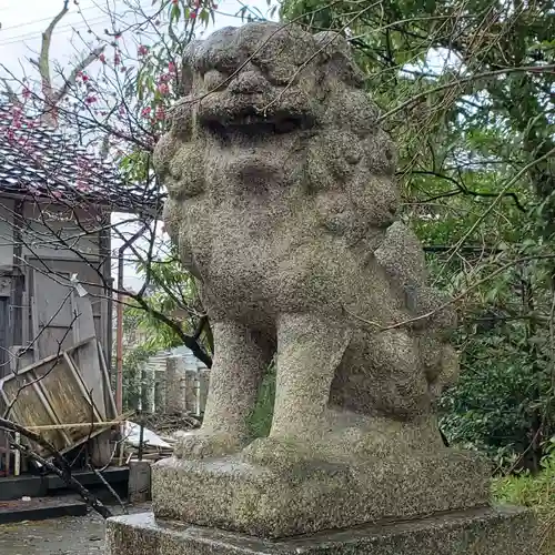 柳田神社の狛犬