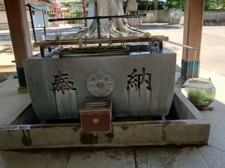一言主神社の手水舎
