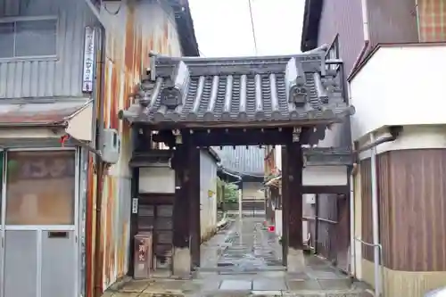 浄雲寺の山門