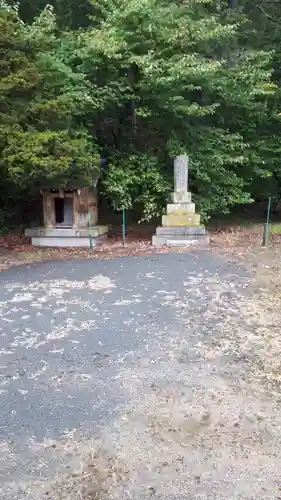 下宇莫別神社の末社