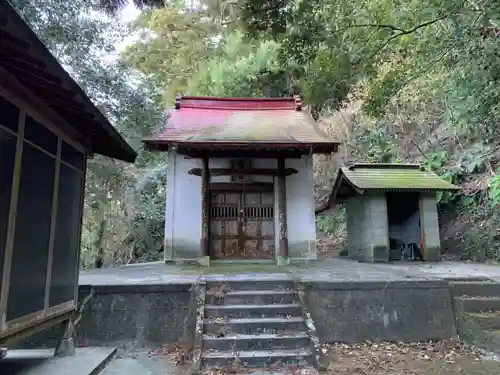 熊野神社の本殿・本堂