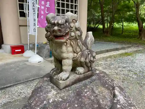 石積神社の狛犬