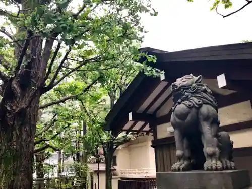 榊神社の狛犬